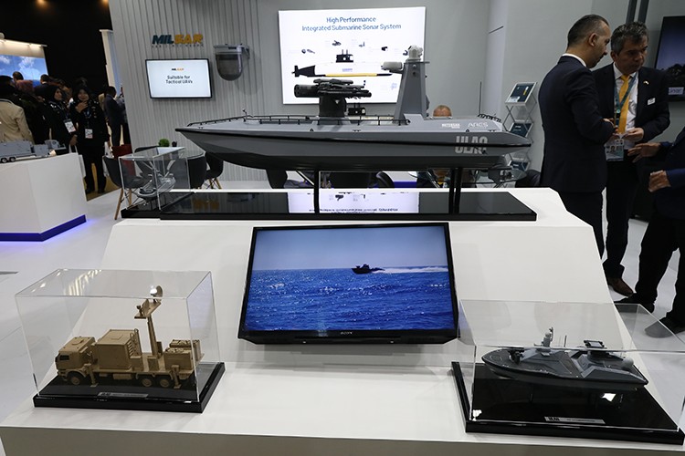 "Mavi vatan"ın muhafızı yerli motorla denize indi