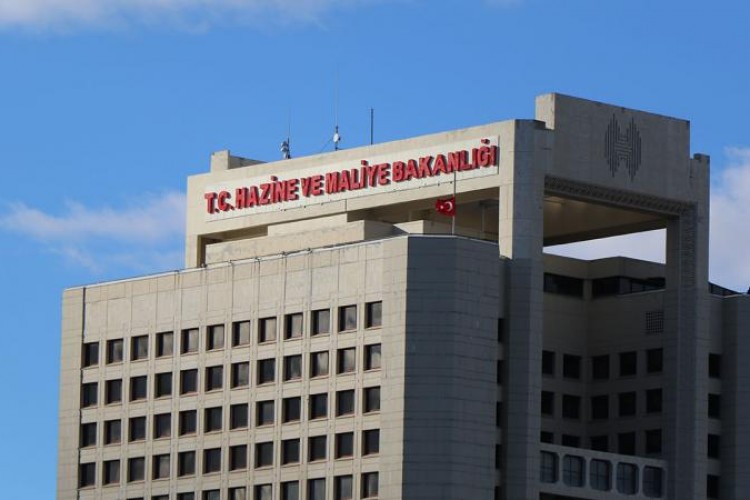 "Kamuda giyim yardımlarının kesildiği iddiaları gerçeği yansıtmıyor"