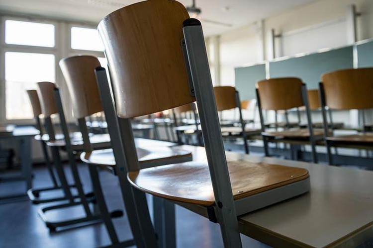 Almanya yeniden kapanıyor