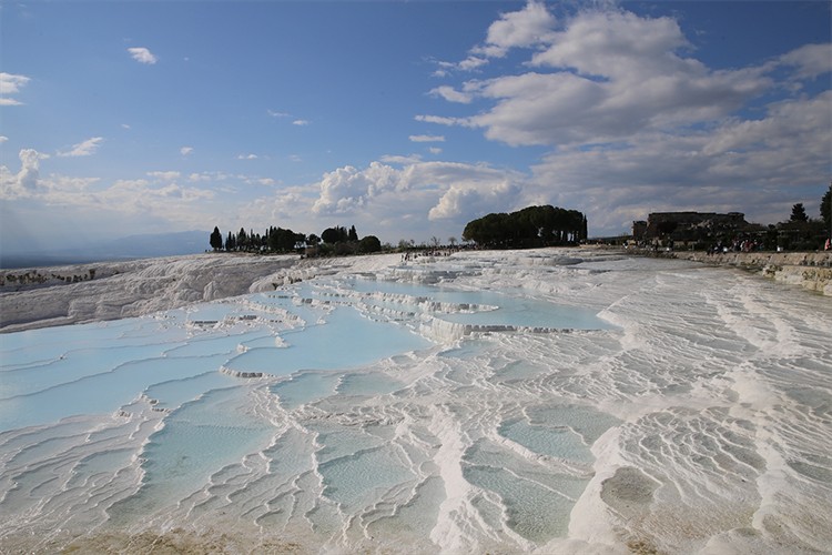 Pamukkale bayram tatilini de dolu geçirdi