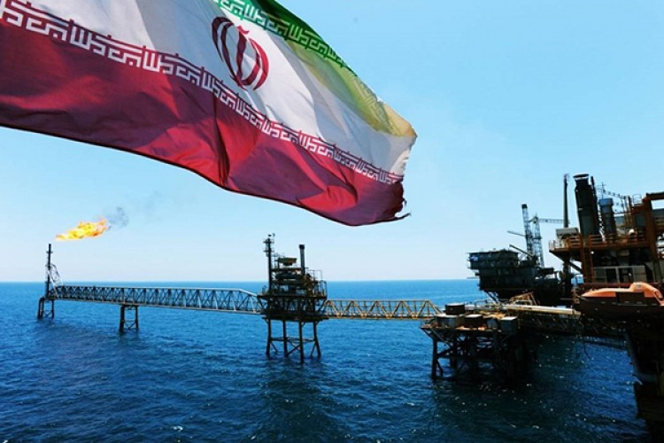 İran'ın petrolle sınavı