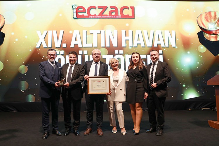 Polifarma'ya Altın Havan'dan Ar-Ge Dalında Ödül