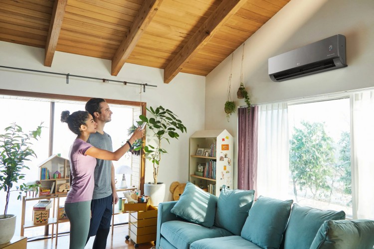 LG UV Artcool Klimalarla Evlerine Hava Katanlar Kazanıyor