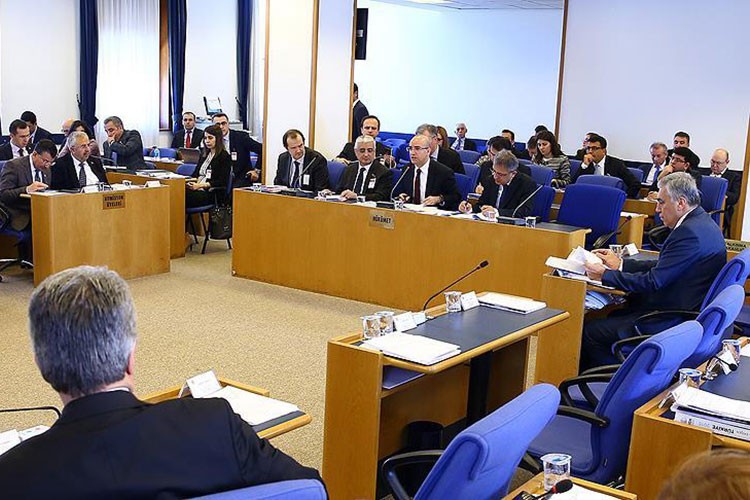 "Vergi ve ekonomi paketi" Plan ve Bütçe Komisyonunda