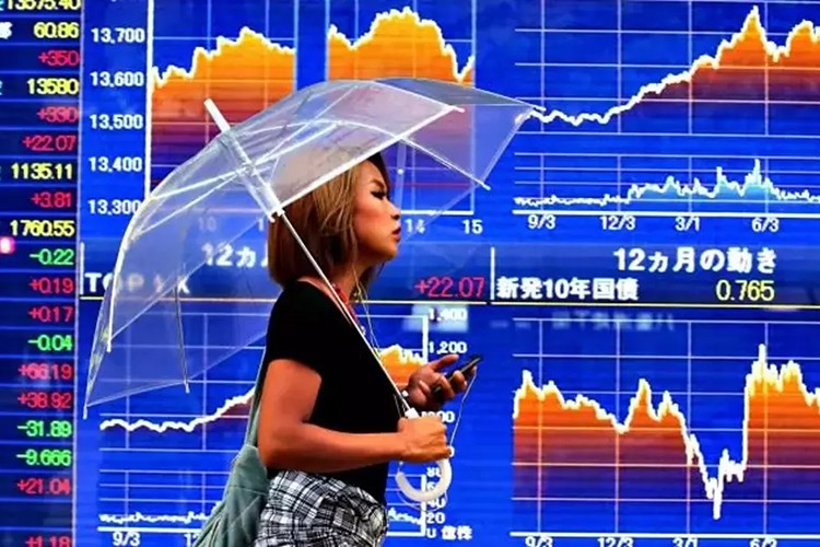 Japonya ve Çin ekonomileri enflasyon-deflasyon ayrışması içine girdi