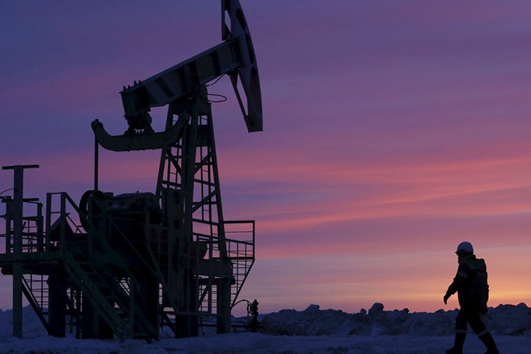 Karar sonrası petrol...