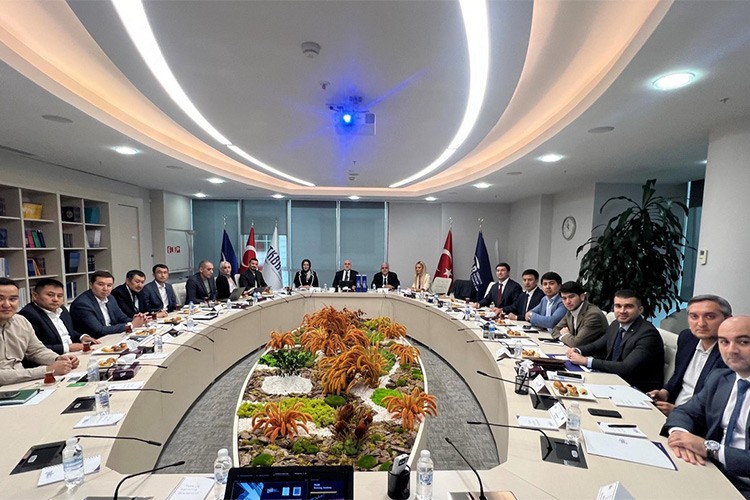 "İslami Bankacılık ve Finans Eğitimi" İstanbul'da düzenlendi