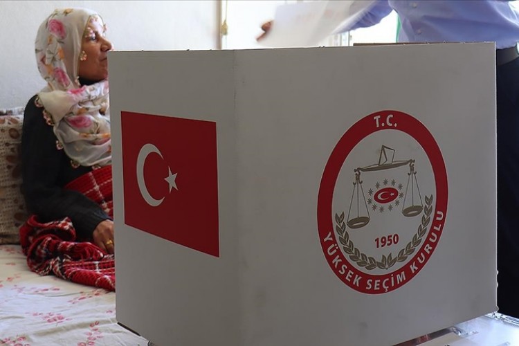 Seyyar sandıkta oy kullanacak seçmenlerin başvurusu için son gün yarın