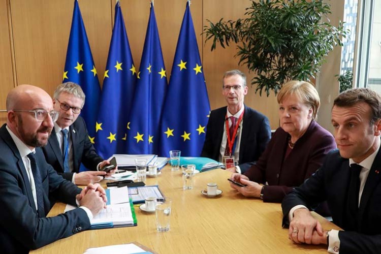 AB bütçede anlaşamadı