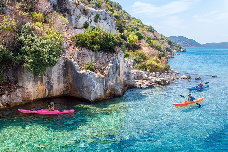 Turizm geliri 3 milyar dolar oldu