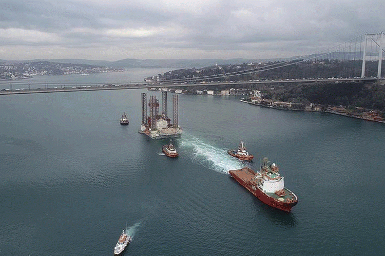 Türk boğazlarından 9 ayda yaklaşık 63 bin gemi geçti