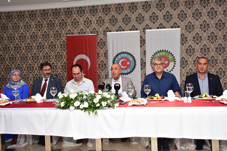 "Değişen Dünya Dönüşen Çalışan" çalıştayı