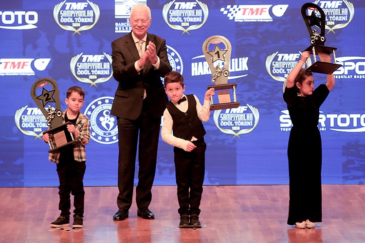 Motosiklet sporunun yıldızları ödüllendirilecek