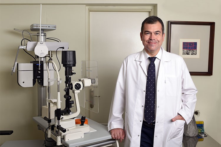 Retina Yırtığına Dikkat! Körlüğe Neden Olabilir...