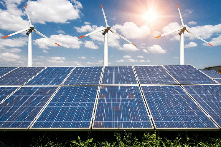 Elektrik üretiminde doğal gaz ve güneşin payı arttı