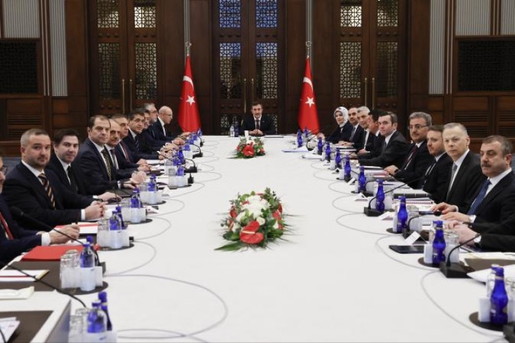 "Sosyal refahı kalıcı olarak artıracağız"