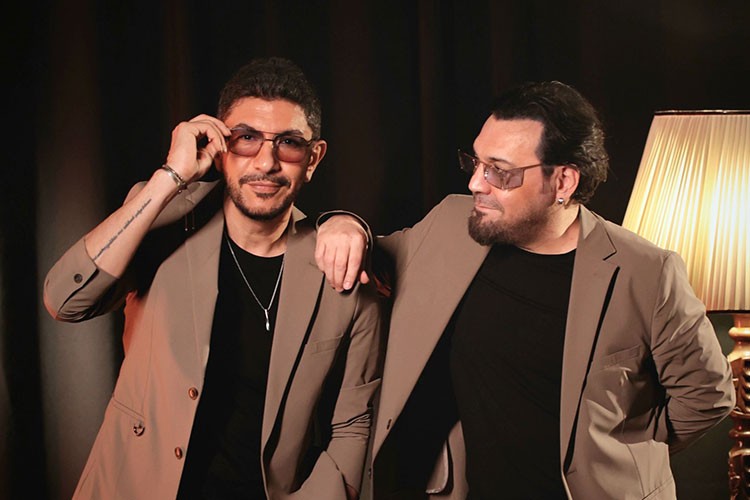 Otuz yıllık dostluk şarkıya döküldü…