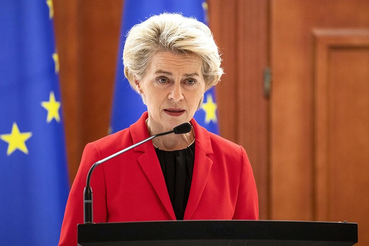 AB, Karadeniz'in altından elektrik hattı döşeyecek