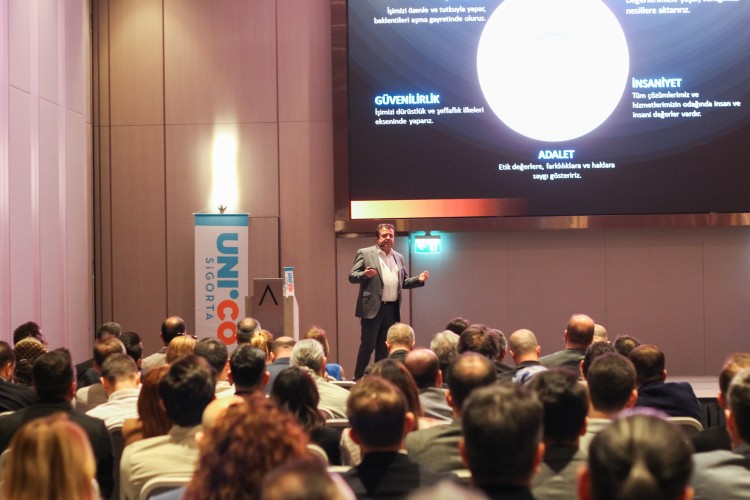 Unico Sigorta Çalışanları ve İstanbul Acenteleri ile iftarda buluştu