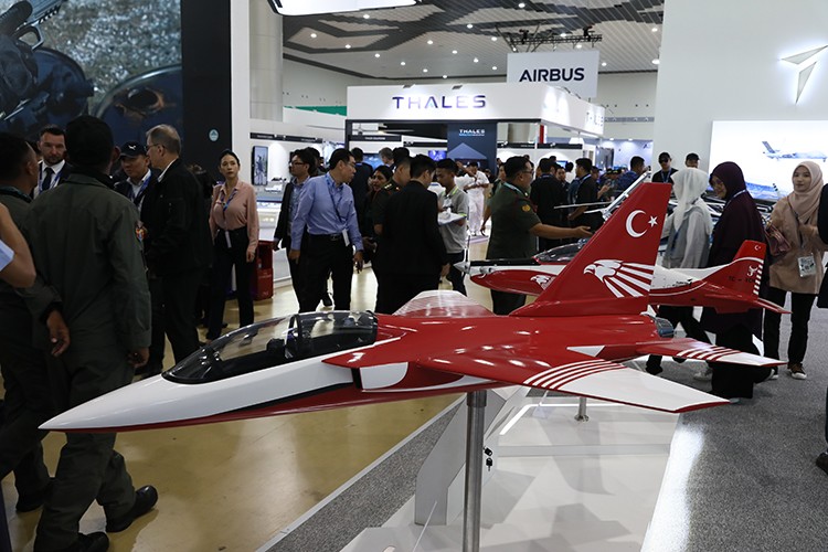 Türkiye'nin milli kanatları ihracata uçuyor