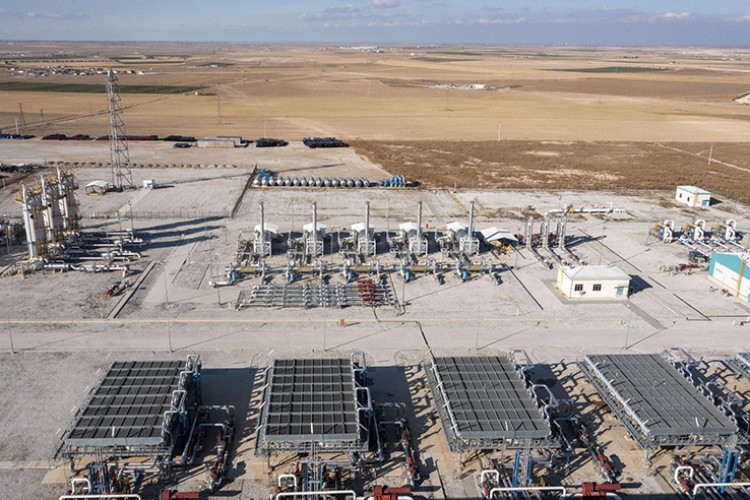 Türkiye kışa doğal gaz depoları "tam dolu" girecek