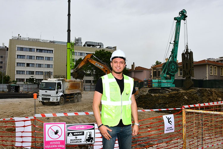 "İzmir'de Zemin Alanında Yapılacak Çok İş Var"