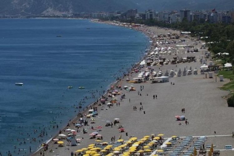 Turizm gelirleri yüzde 54.4 arttı