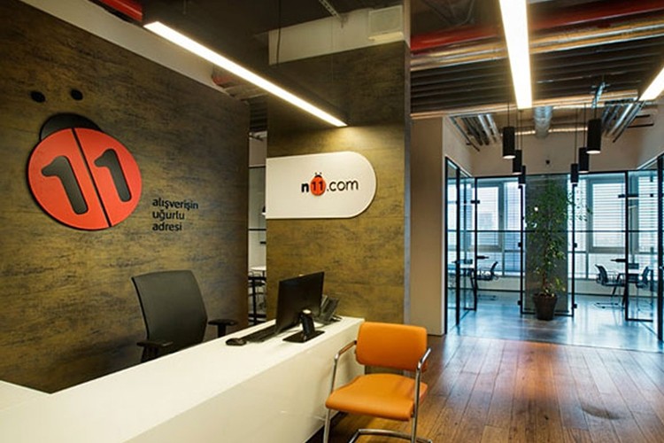 n11 artık mor ve sarı renkleriyle kullanıcılarıyla buluşuyor