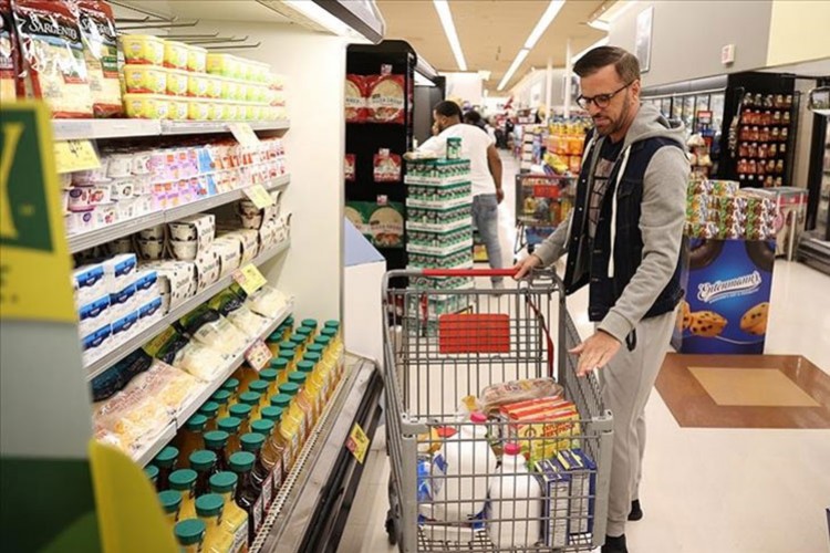 ABD'de tüketici güveni beklentilerin altına geriledi