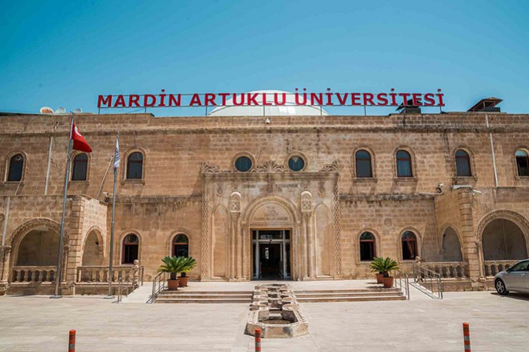 Akademisyen alınacak