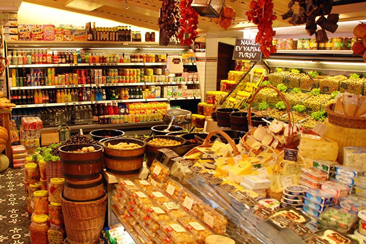 Market market dolaşıyorlar