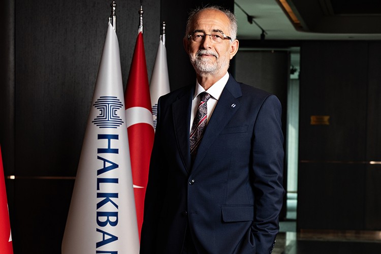 Halkbank Üreten Kadınlar Yarışması'nın yeni dönem başvuruları başladı
