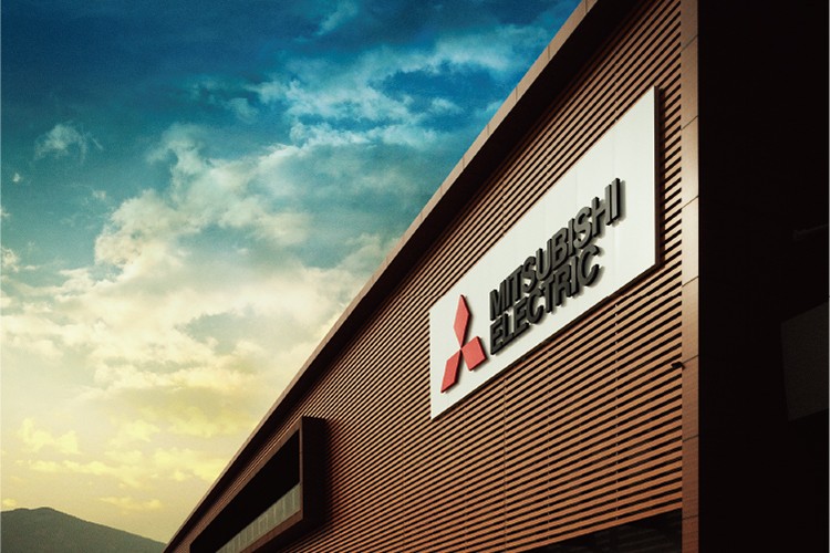 Mitsubishi Electric, PLC'lerin bağlantı seçeneklerini genişletiyor