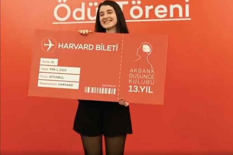 Akbank Düşünce Kulübü'nden Harvard Yaz Okulu'na