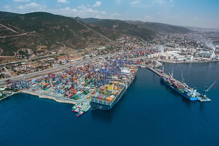 Elleçlenen konteyner ve yük miktarı arttı