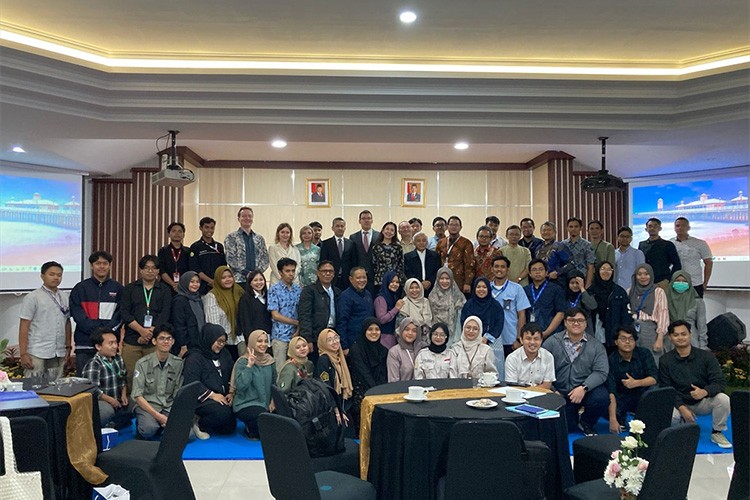 Nükleer enerji alanındaki tecrübelerini ve çözümlerini anlattı