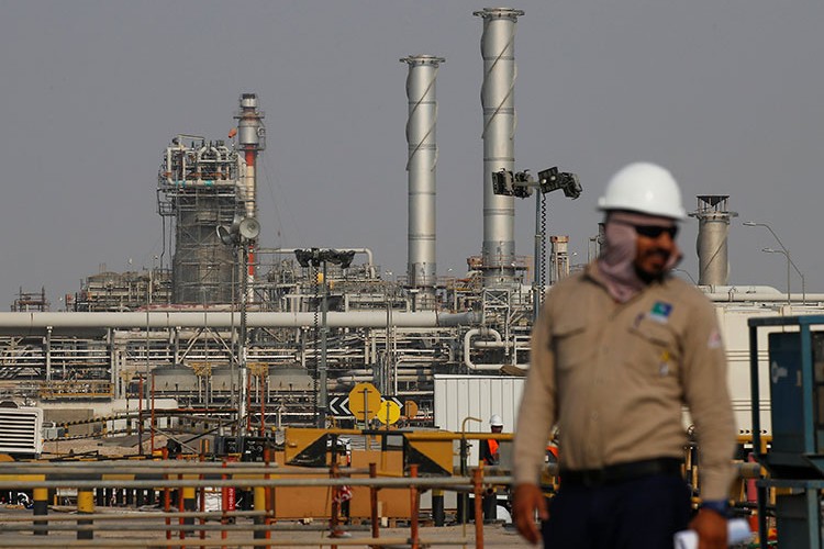 S. Arabistan'ın petrol üretimini yıl sonuna kadar kıstı