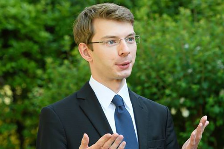 "ECB sıkılaşmada faiz artırımının ötesine geçiyor"