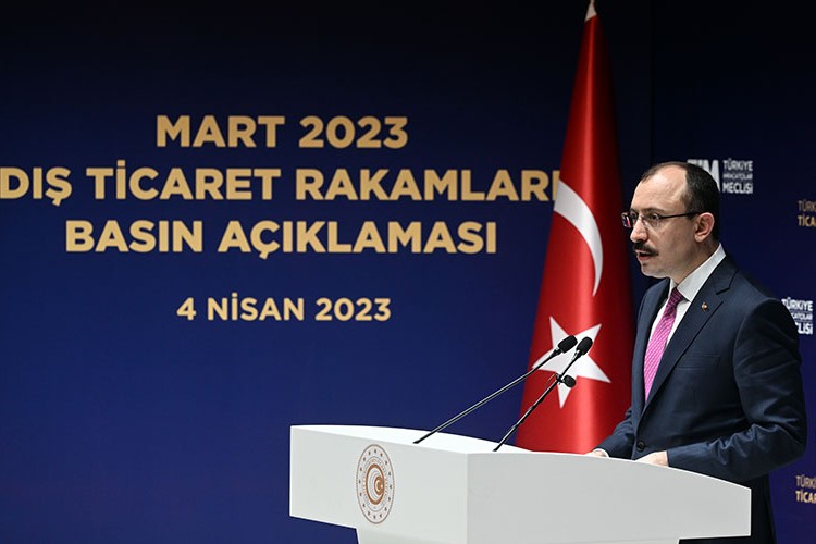 "İhracat yüzde 4,4 artışla 23,6 milyar dolar oldu"