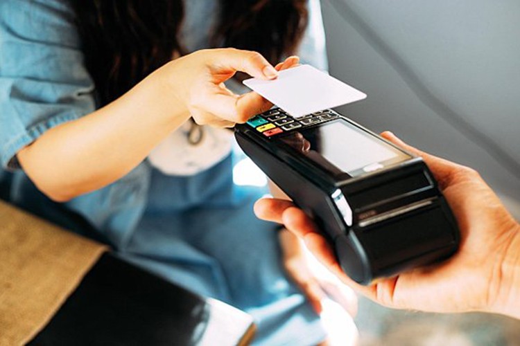 Giyim ve ayakkabıda kartlı harcama 131,1 milyar lira oldu