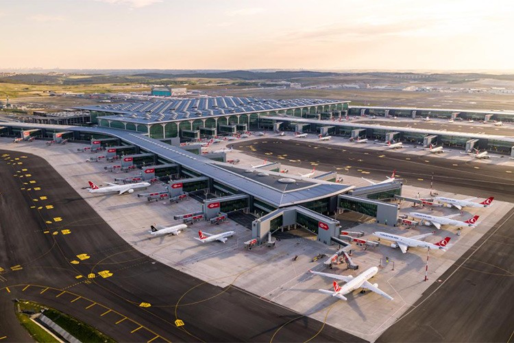 İstanbul Havalimanı'ndan Braşov'a direkt uçuşlar başladı