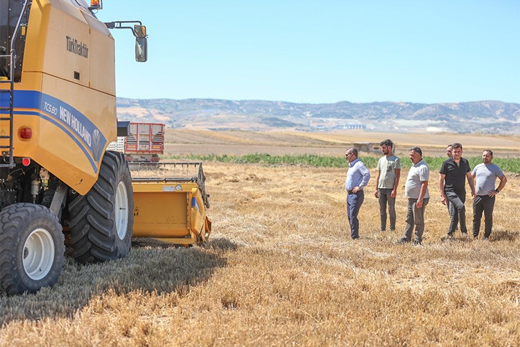 Sincanlı çiftçilerin yüzü gülüyor