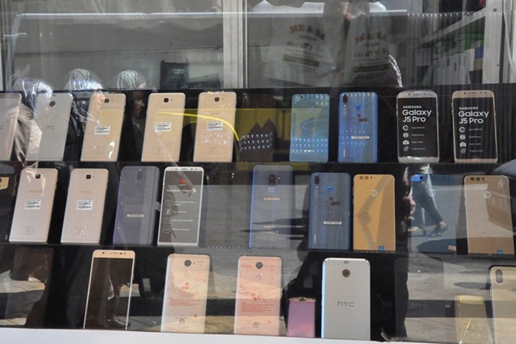 Telefon satışlarını ilk aşamada yüzde 20 artırması bekleniyor