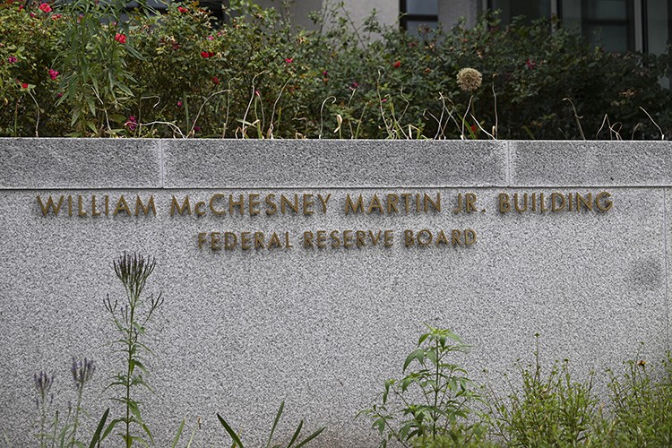 Fed'in para politikalarına ilişkin belirsizlikler devam ediyor