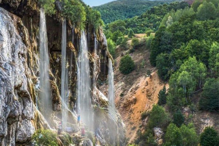 Sivas'taki Dipsizgöl Şelalesi, "tabiat parkı" oldu