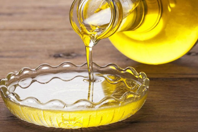 Günlük 53.8 gram yağ tüketiyoruz