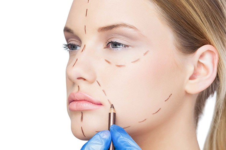 Ameliyatsız Yüz Germe Teknikleri Ve Uygulama Yöntemleri