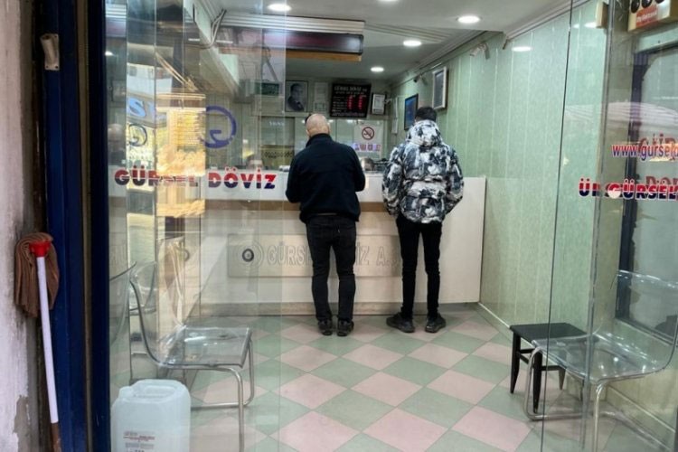 Dolar/TL 44,12 seviyesinden işlem görüyor