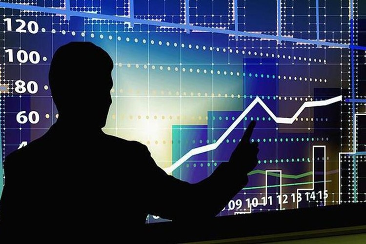 IMF büyüme tahminini düşürdü