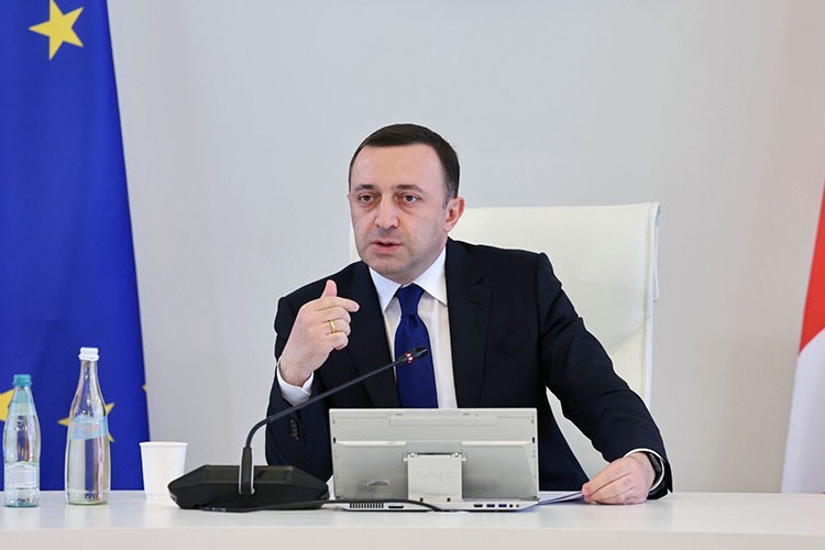 "Yoksulluk oranı tüm zamanların en düşük seviyesinde"